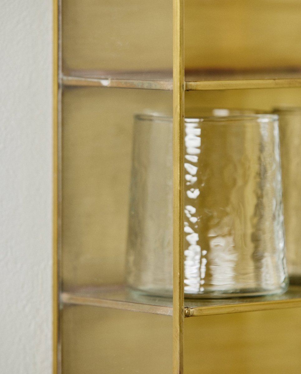 ADA vægskab i jern, S, 40x20 - guld finish - naordal.com