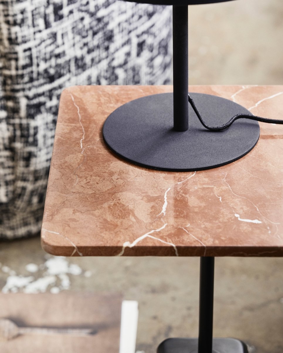 GLOW bordlampe - mat sort - naordal.com
