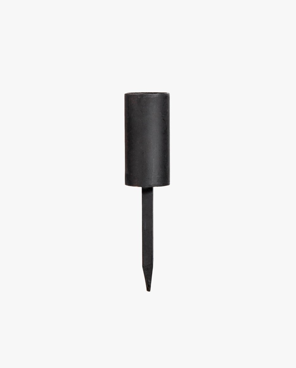 KURA lysholder i jern med spyd - h12 cm - sort - naordal.com