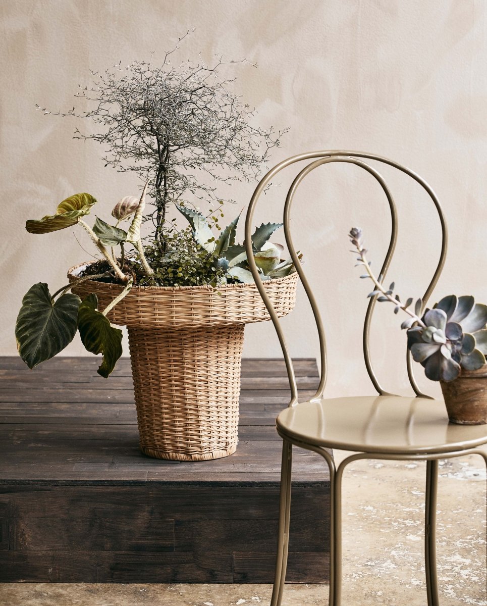 LAURIE urtepotte, høj - natur - naordal.com
