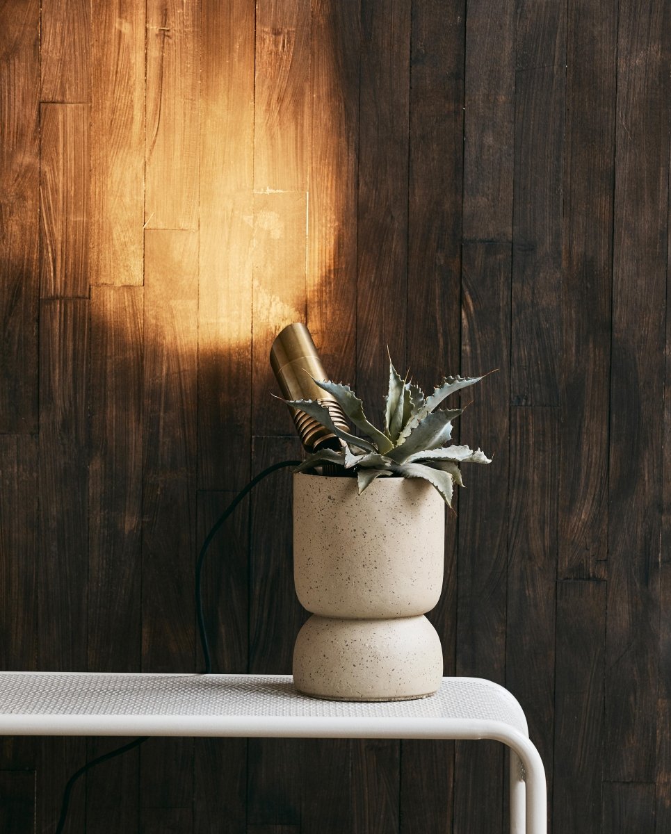 BRAGI udendørs lampe m. spyd - messing - naordal.com