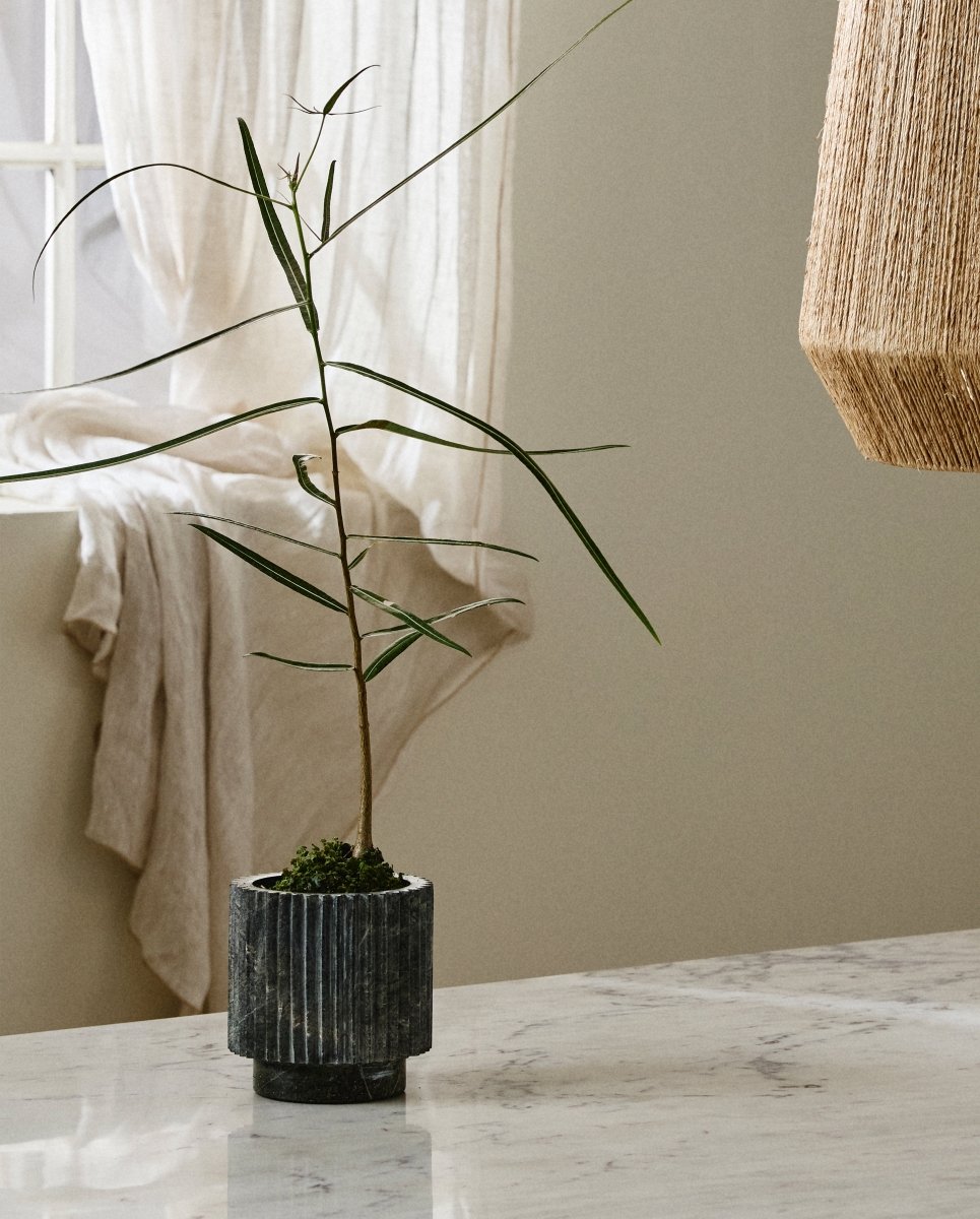 LOON urtepotte - grøn marmor - naordal.com