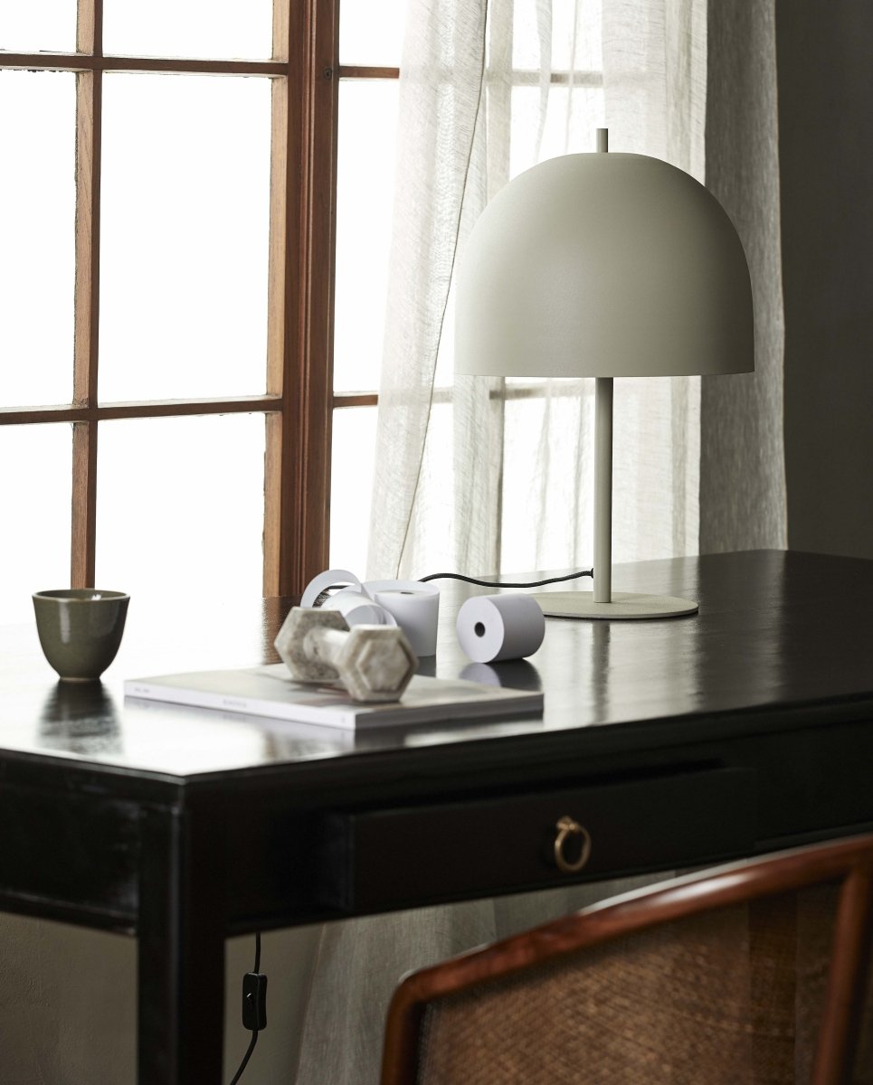 GLOW bordlampe - mat beige - naordal.com