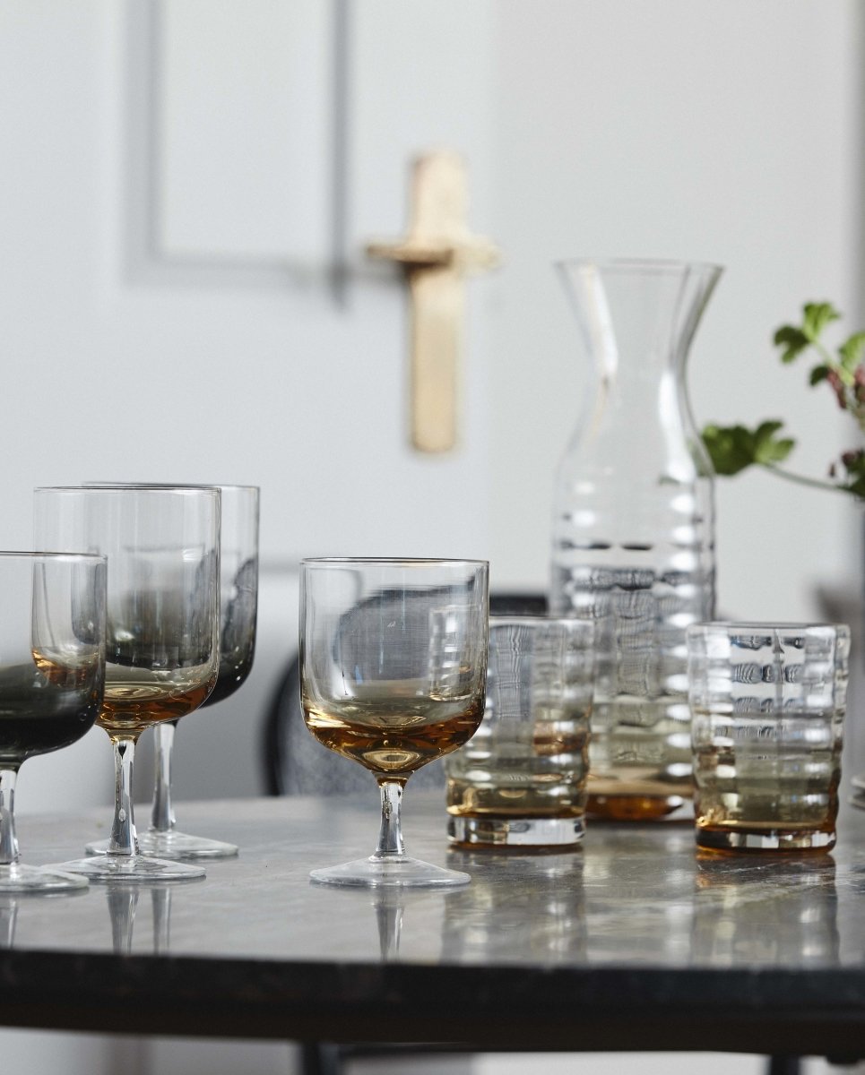 JOG vandglas - h10 cm - klar glas / ravgul - naordal.com