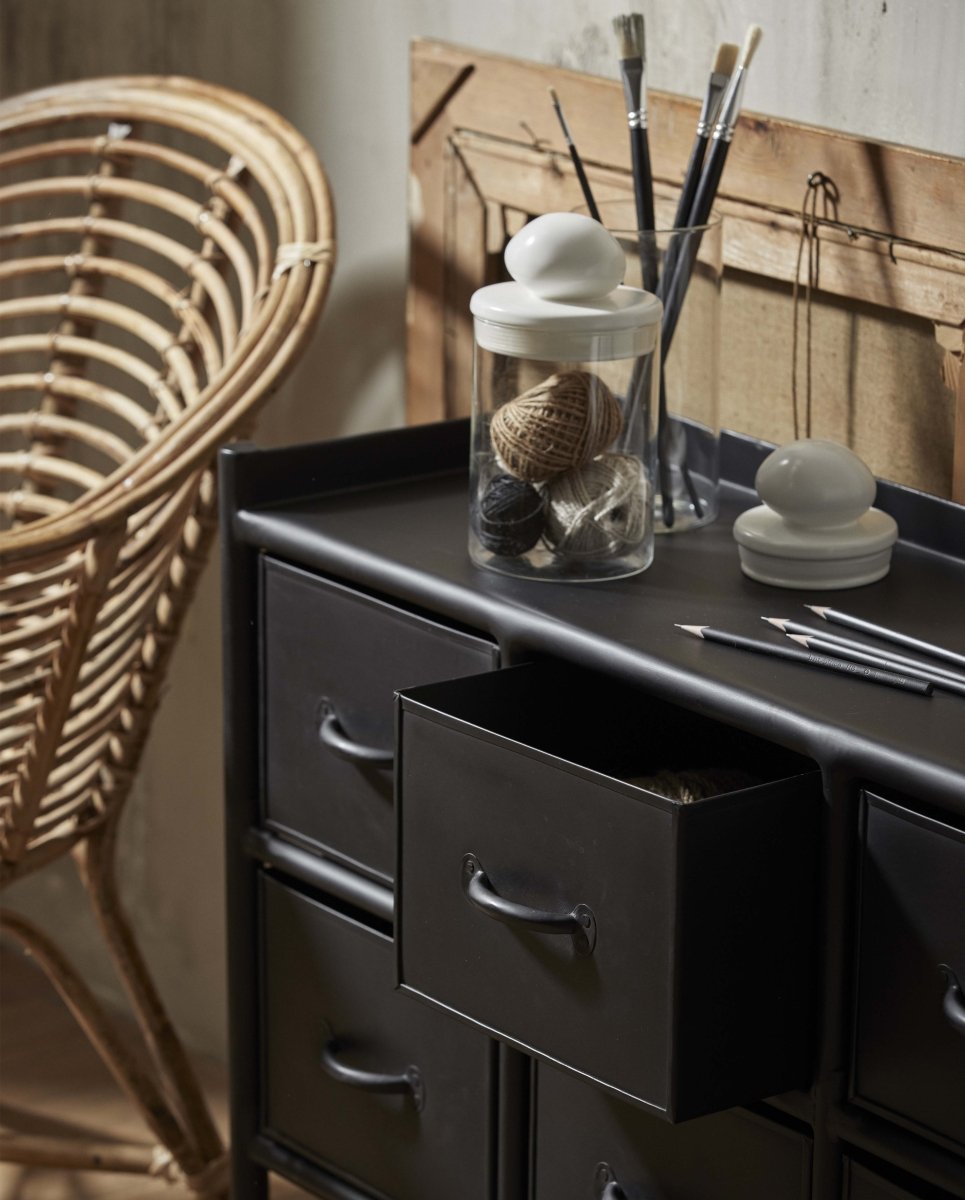 PORTLAND skænk i jern m/8 skuffer - 66x116 cm - sort - naordal.com